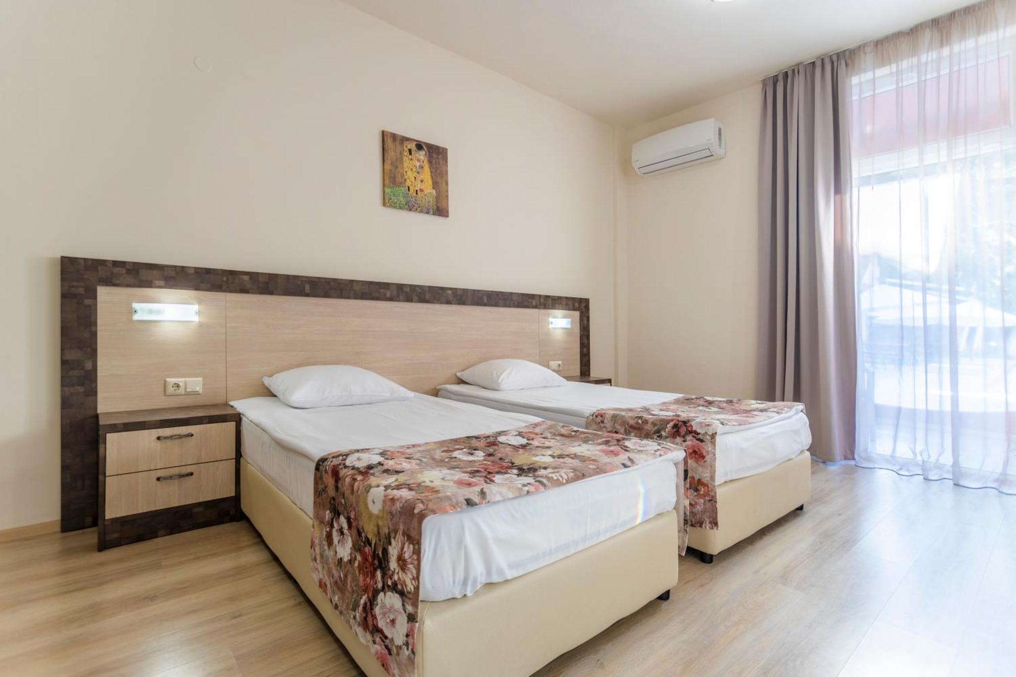 Asteria Family Sunny Beach Hotel Room photo